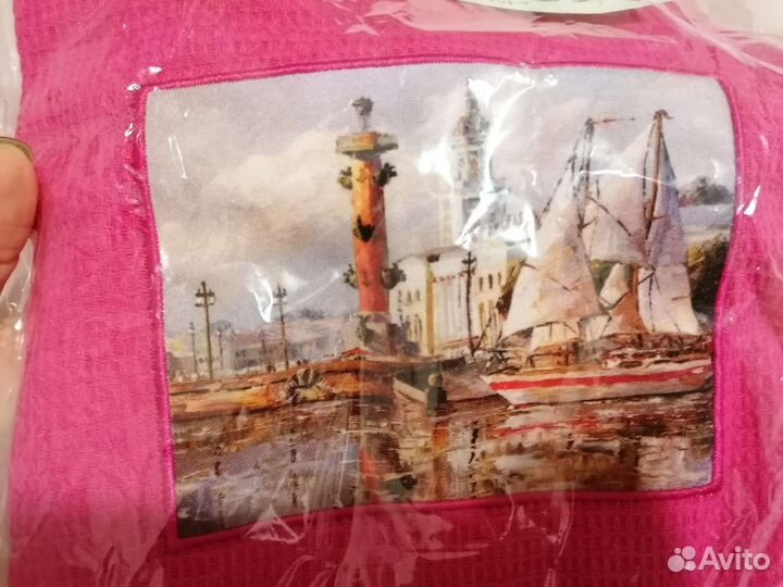 Полотенце хлопковое малиновое сувенирное новое