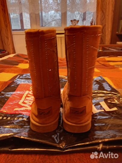 Угги со стразами