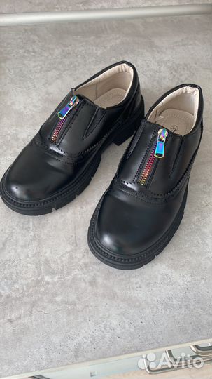 Полуботинки на девочку