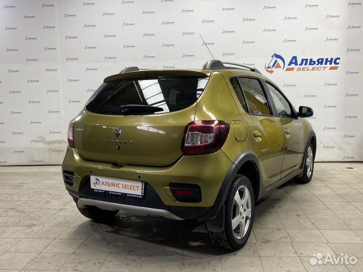 Renault Sandero Stepway 1.6 МТ, 2015, 133 066 км