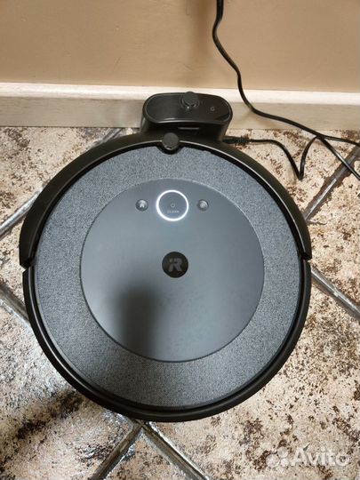Робот пылесос irobot roomba i3