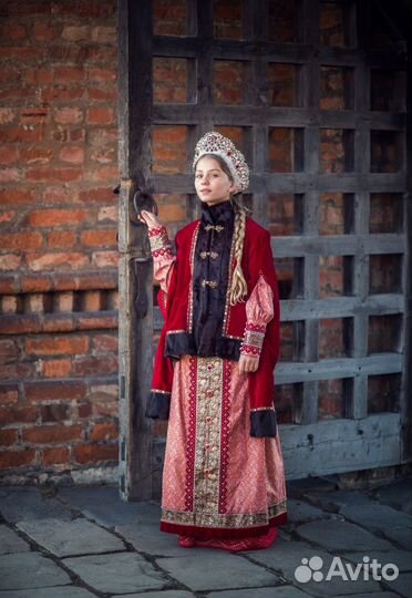 Костюм карнавальный народный