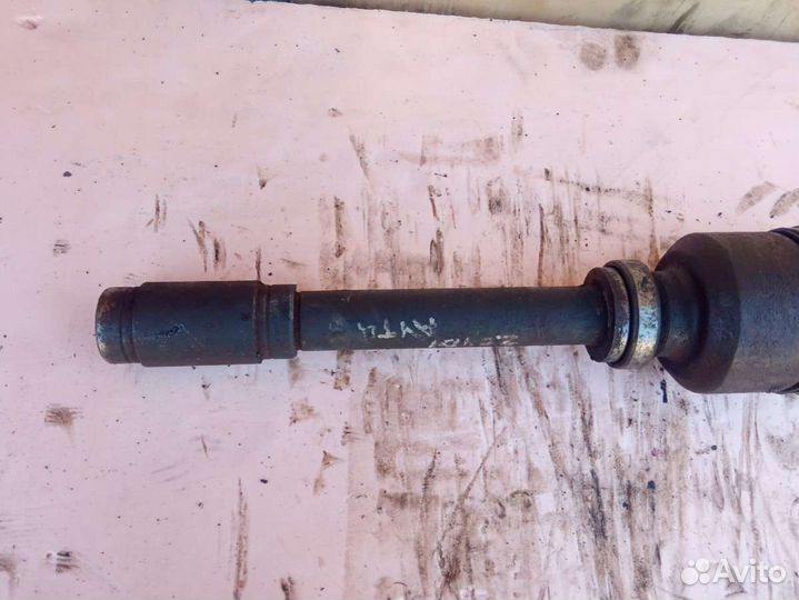 Полуось передняя правая (приводной вал, шрус) Peug