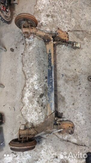 Задняя балка Volkswagen Passat B3 1.8 RP 1988-1993