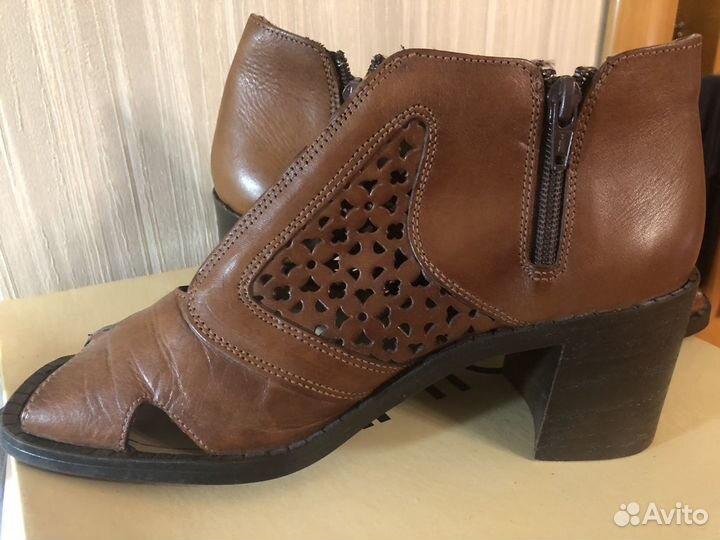 Женские ботильоны с открытым мысом 40 размер