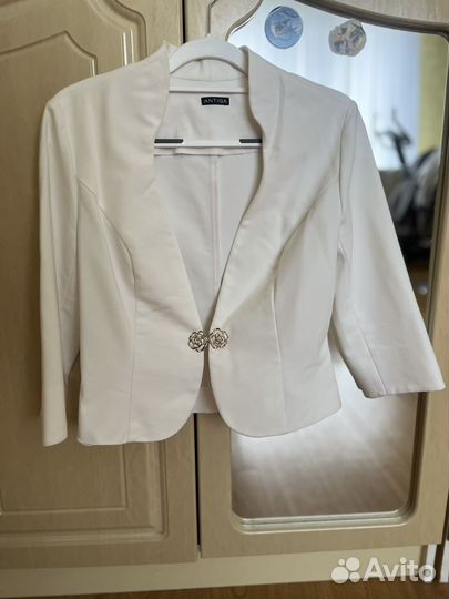 Женский пиджак