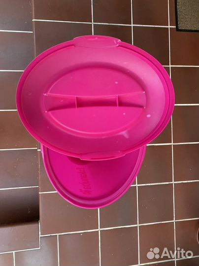 Контейнер для корма Eukanuba