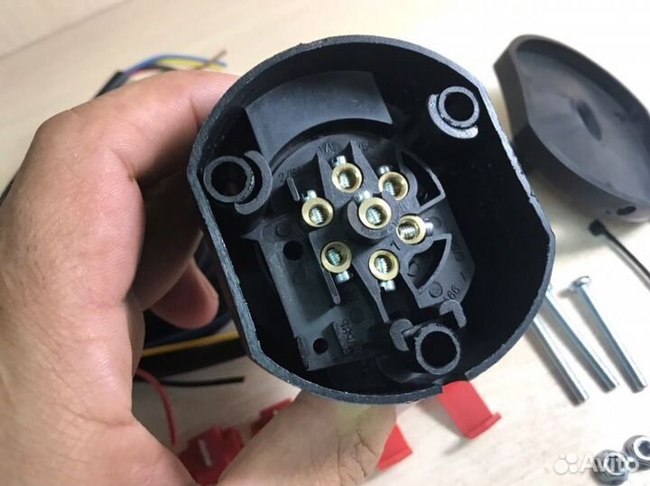 Розетка фаркопа 7 контактная пластмассовая в комп