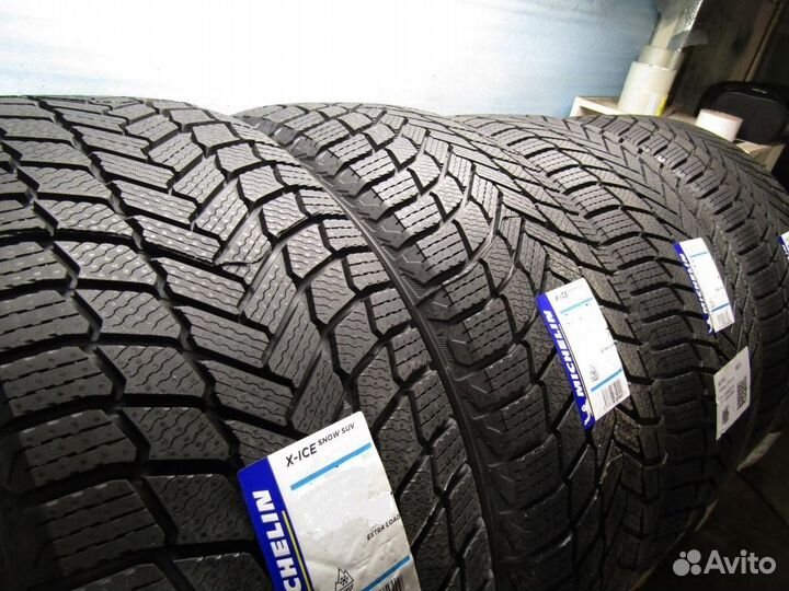 Michelin X-Ice Snow SUV 275/40 R22 108H