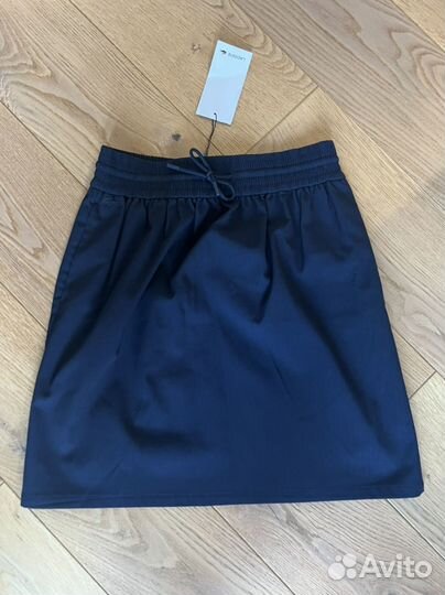 Lacoste юбка новая