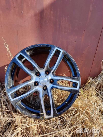 Литые диски r 18