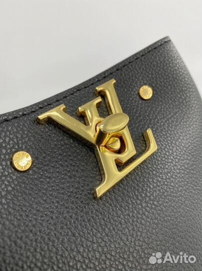 Сумка louis vuitton nano lockme bucket