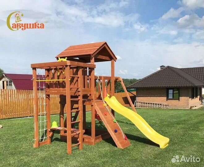 Детская уличная площадка
