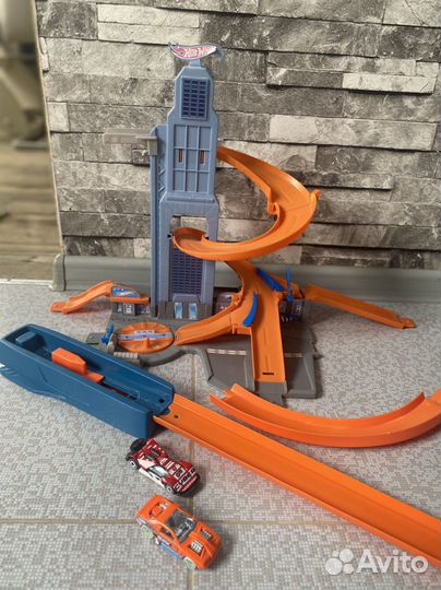 Hot wheels трэк, катапульта и машинки
