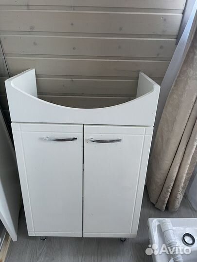 Тумба для ванной с раковиной
