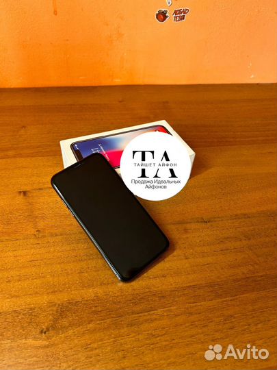 Крутой iPhone X 64 гб идеал