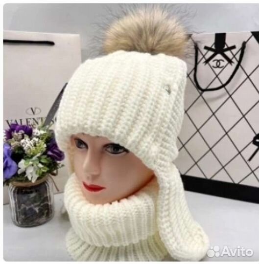 Комплект шапка и снуд