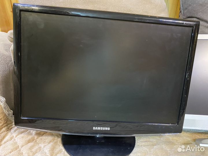 Монитор Samsung syncmaster E2220