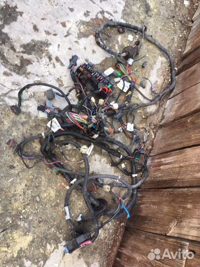 Блок предохранителей и проводка Лада Гранта