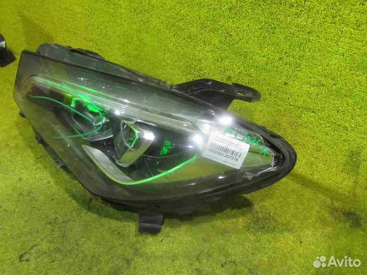 Фара левая Mercedes-Benz CLA-Class
