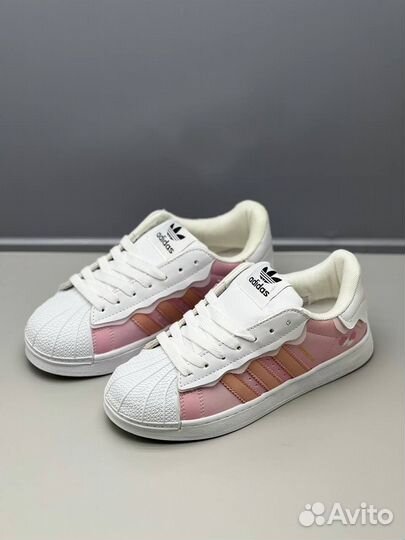 Женские кроссовки Adidas Superstar