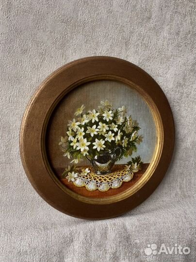 Картина на холсте круглая цветы в раме