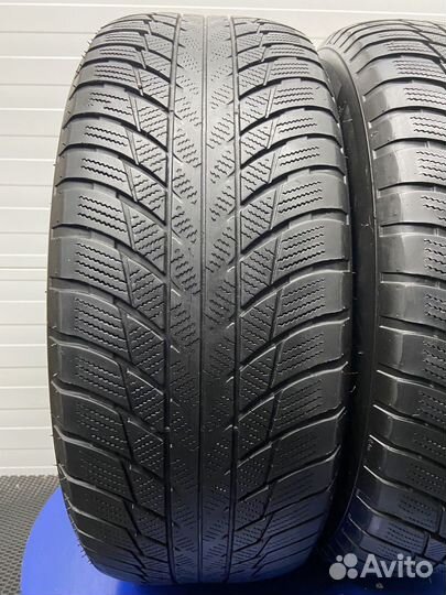 Bridgestone Blizzak LM-001 225/55 R17 97H