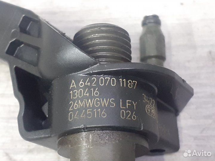 Форсунка топливная Mercedes-Benz Ml W166 642.826