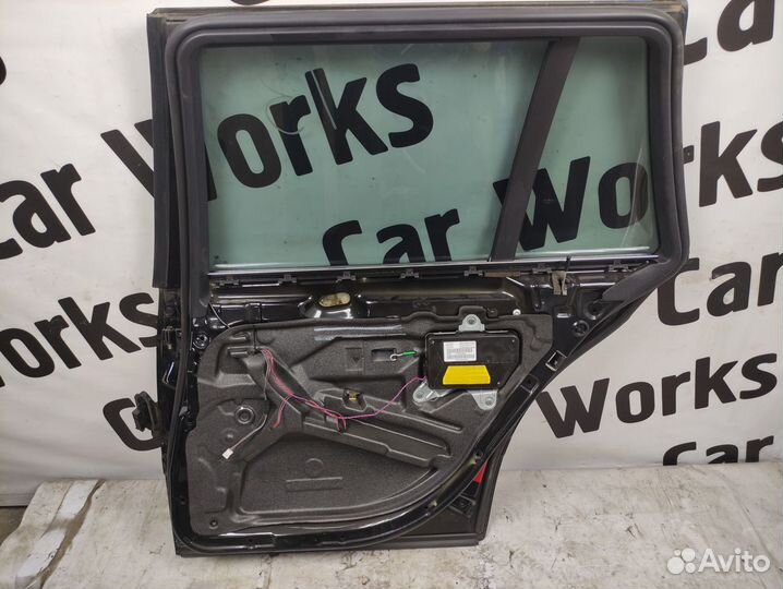 Задняя правая дверь BMW E39 туринг