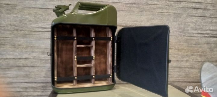 Канистра бар