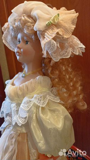 Кукла с деталями из керамики
