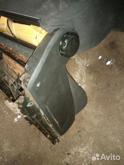 Сиденье переднее правое Ford Mondeo 3 cjba 4C75592