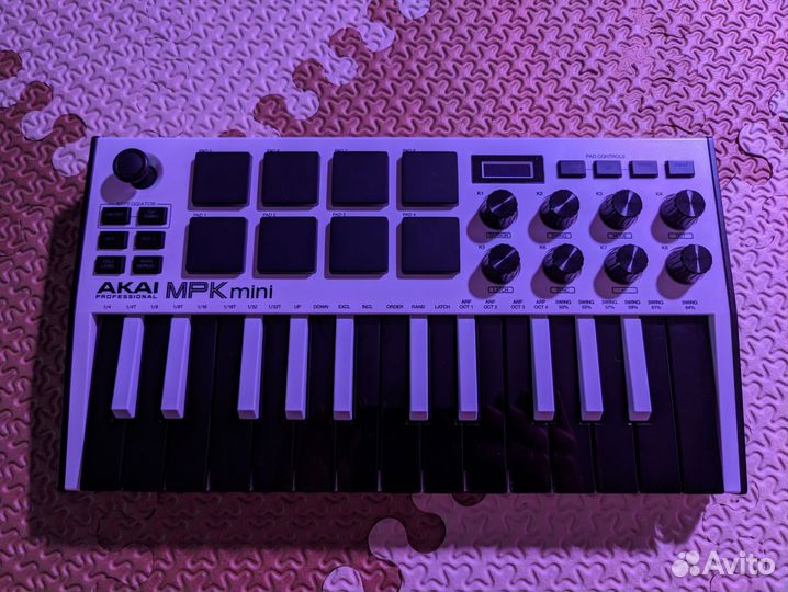 Akai MPK mini mk3