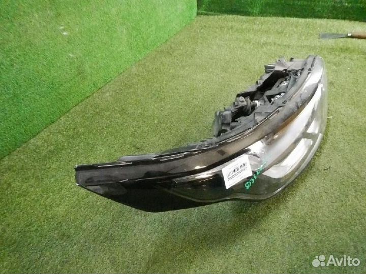 Фара правая Land Rover Discovery V