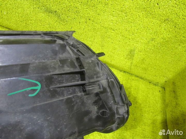 Фара левая Mercedes-Benz C-Class