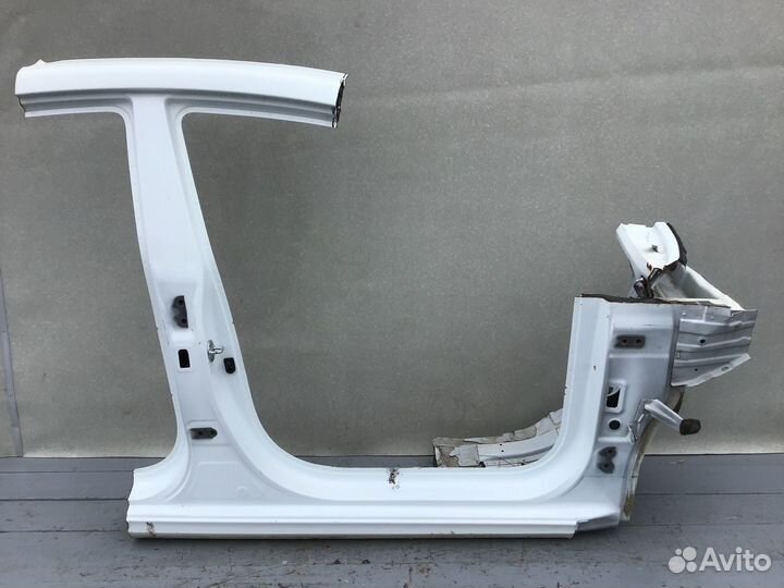Порог со стойкой правый Hyundai Solaris 2017