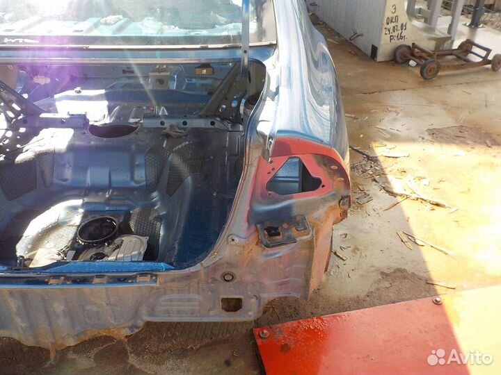 Крыло заднее правое на Honda Civic 4D 04636snaa00Z