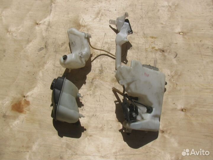 Бачок омывателя расширительный Mercedes E320 W211