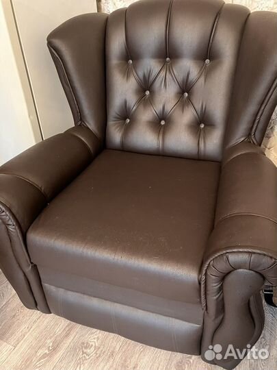 Диван и 2 кресла