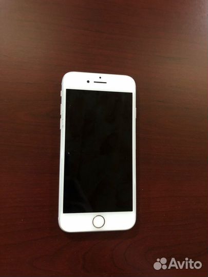 iPhone 8, 64 ГБ
