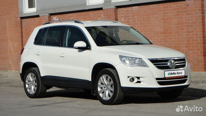 Volkswagen Tiguan 2.0 AT, 2010, 223 000 км