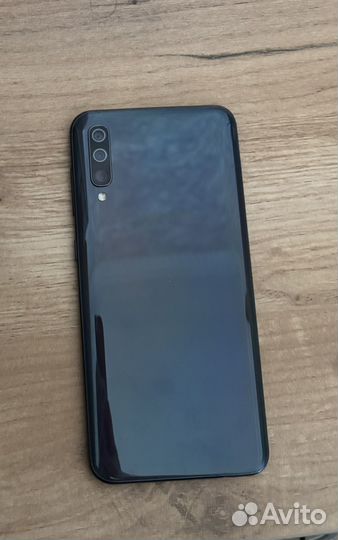 Samsung Galaxy A50, 6/128 ГБ