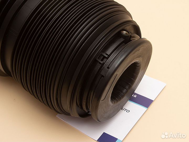 Баллон задний Maserati Levante 2016