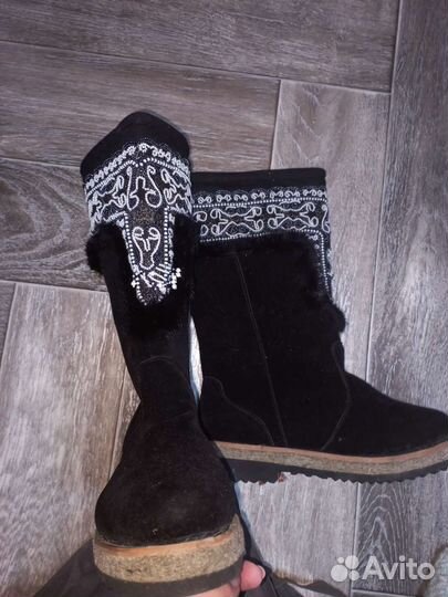 Продам новые унты