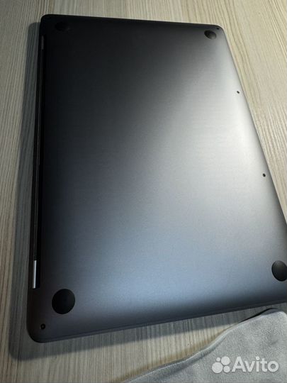 Macbook pro 13 2020 m1 16gb 1TB