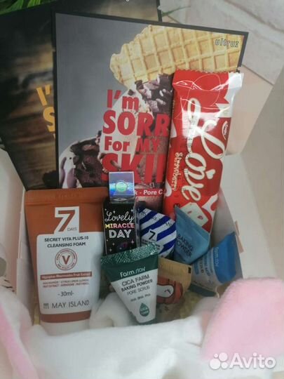 Подарочный бокс косметики