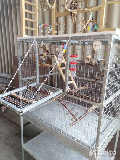 Клетка для попугаев