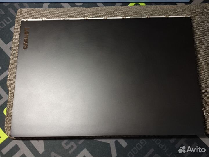 Lenovo yoga book