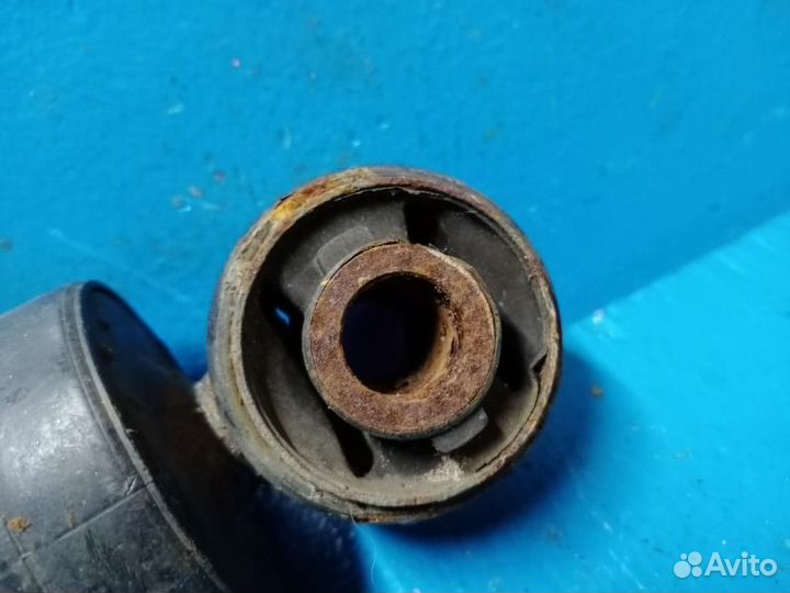 Амортизатор задний Kia Sorento 2 2009-2012