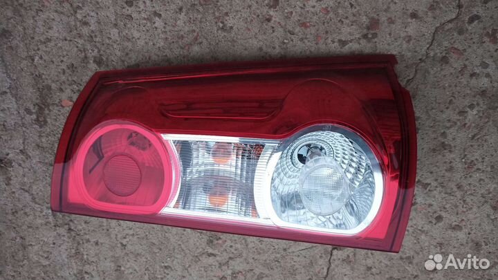 Задний фонарь правый LADA largus